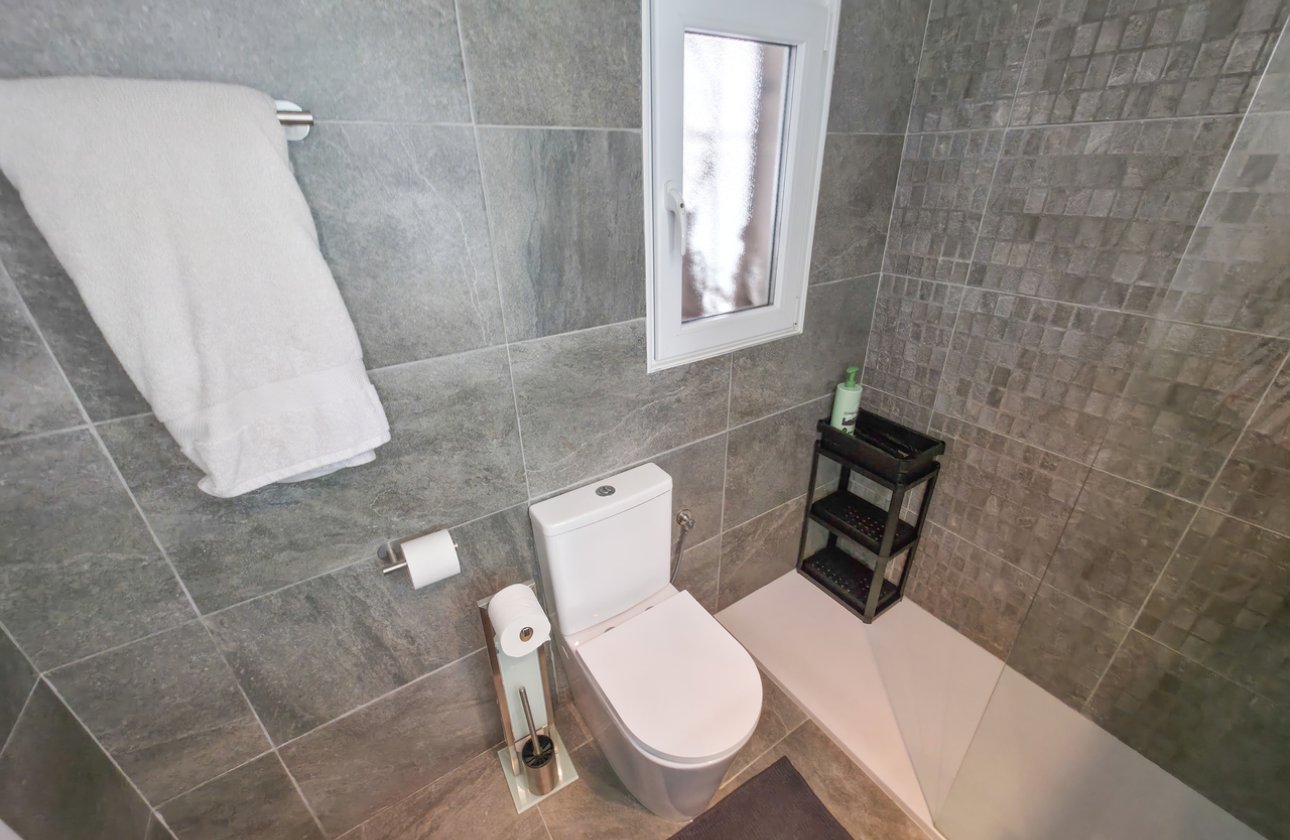 Revente - Villa -
Villamartin - Costa Blanca