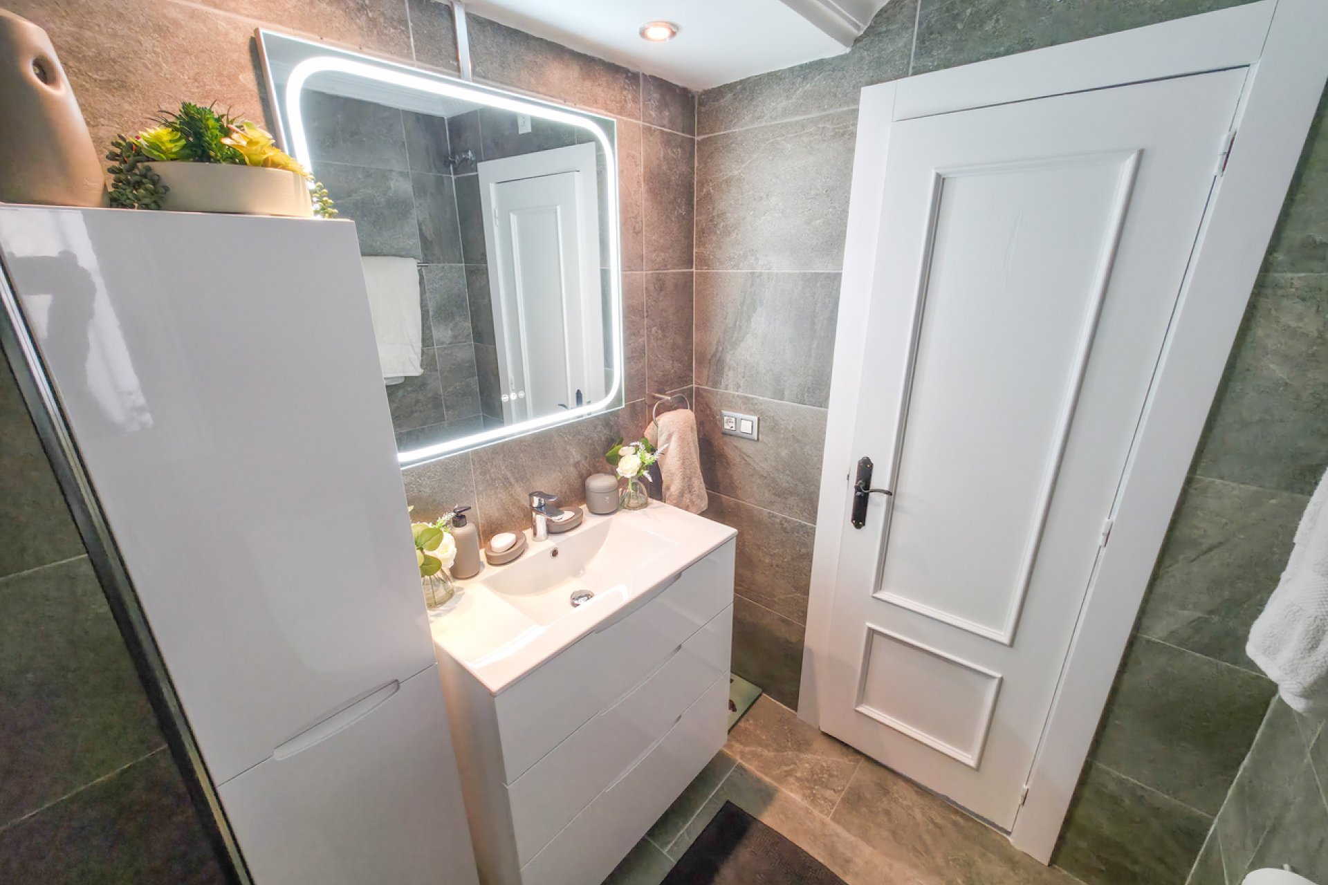 Revente - Villa -
Villamartin - Costa Blanca