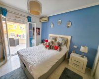 Revente - Villa -
Villamartin - Costa Blanca