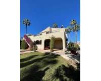 Revente - Villa -
Villamartin - Costa Blanca