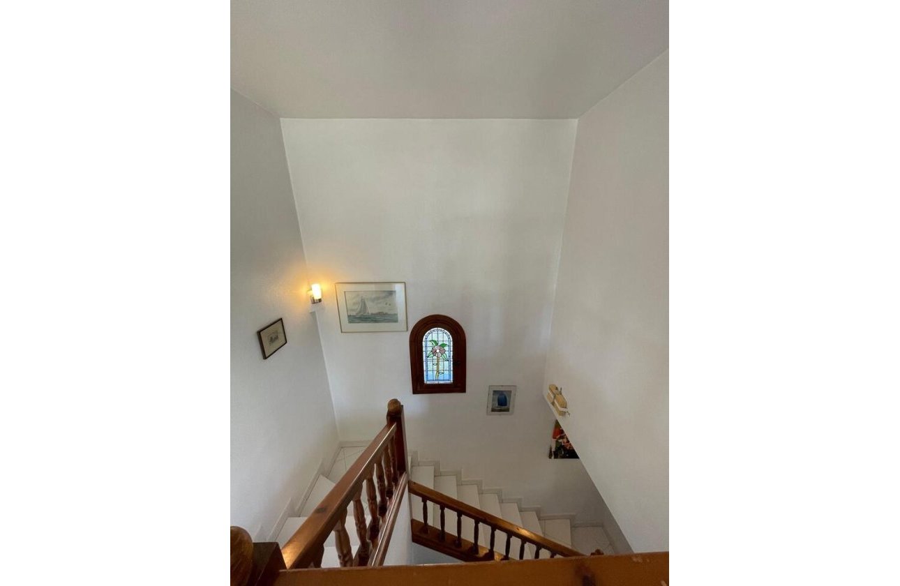 Revente - Villa -
Villamartin - Costa Blanca