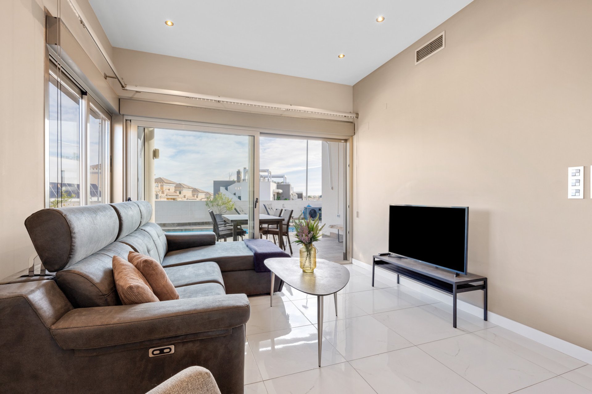 Revente - Villa -
Villamartin - Costa Blanca