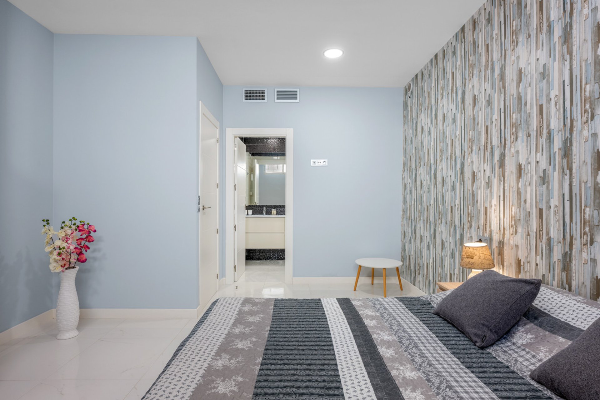 Revente - Villa -
Villamartin - Costa Blanca