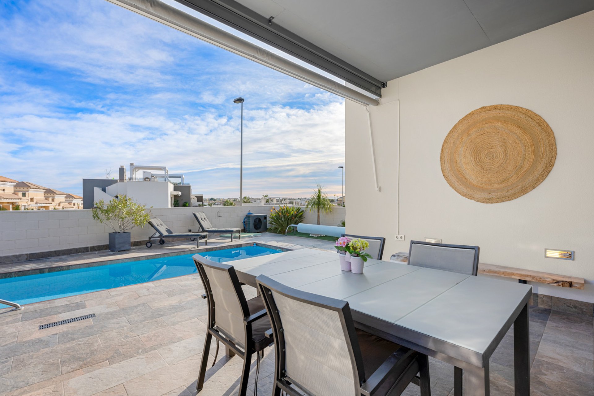 Revente - Villa -
Villamartin - Costa Blanca