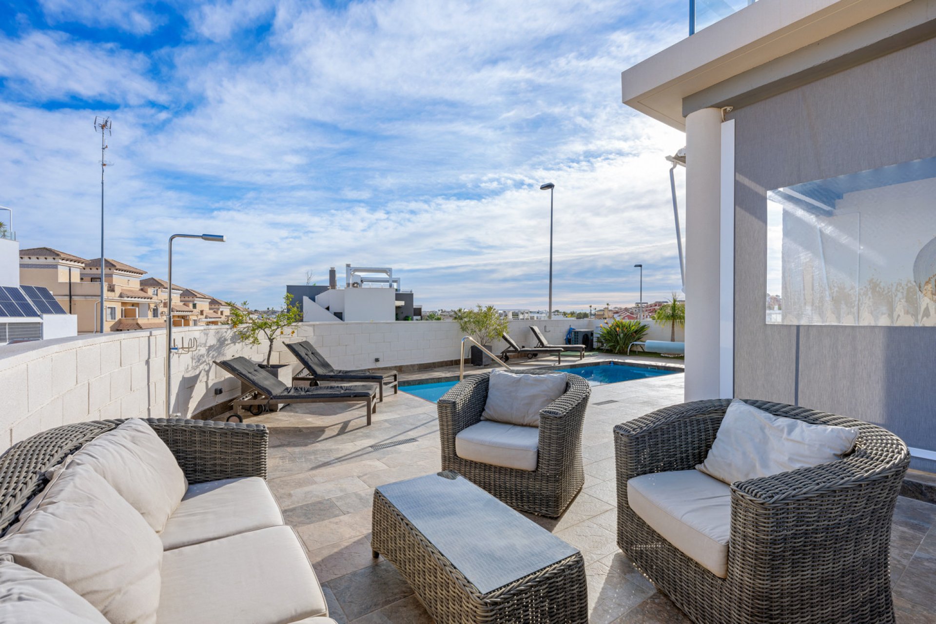 Revente - Villa -
Villamartin - Costa Blanca