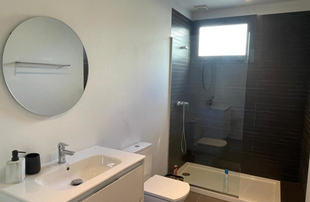 Revente - Villa -
Villamartin - Costa Blanca