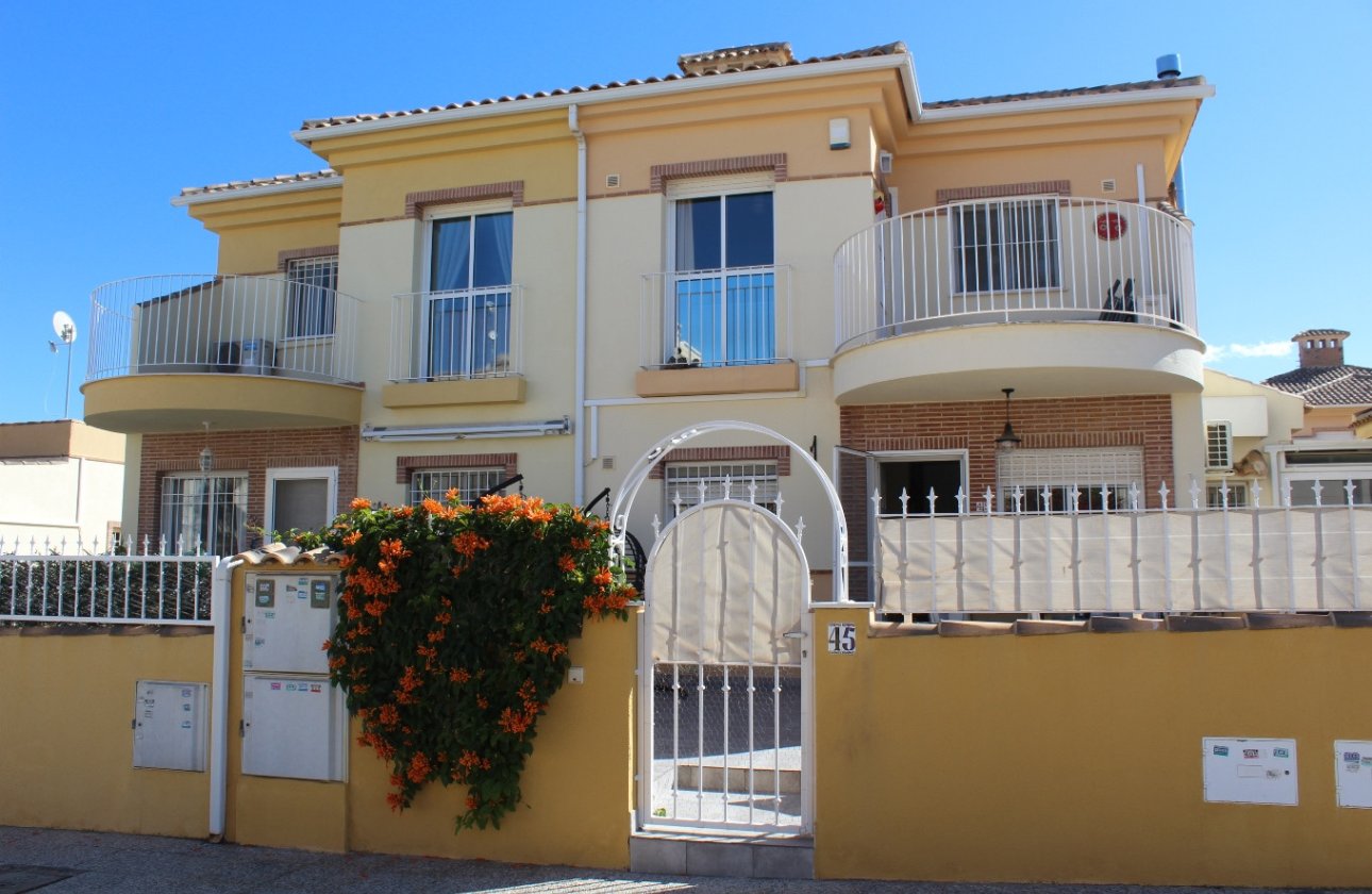 Revente - Villa -
Villamartin - Costa Blanca