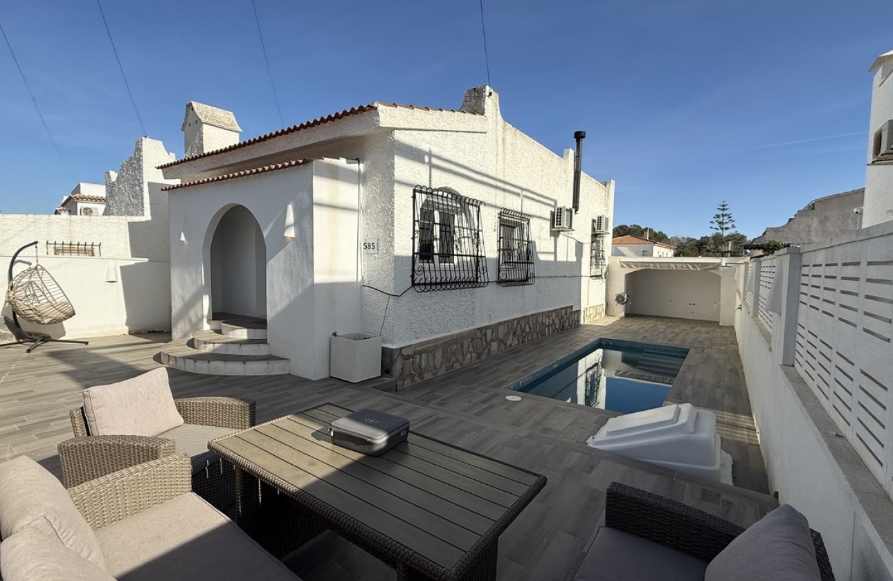 Revente - Villa -
Villamartin - Costa Blanca