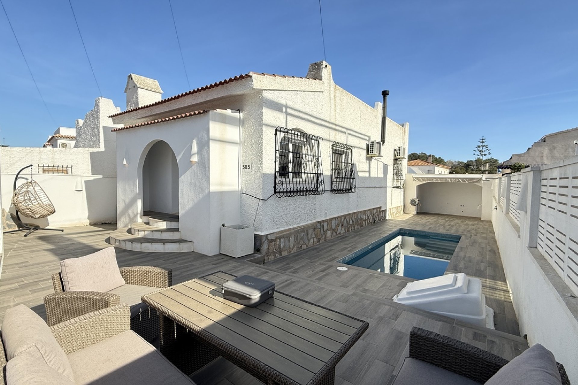 Revente - Villa -
Villamartin - Costa Blanca