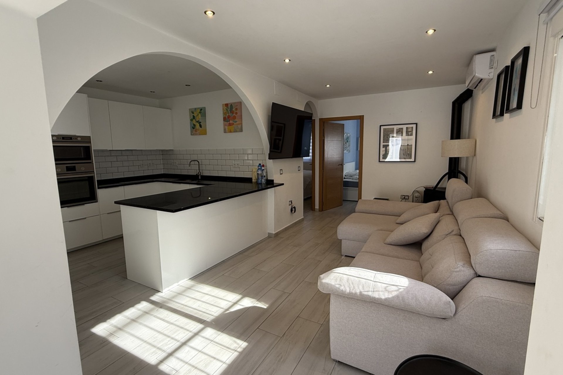 Revente - Villa -
Villamartin - Costa Blanca