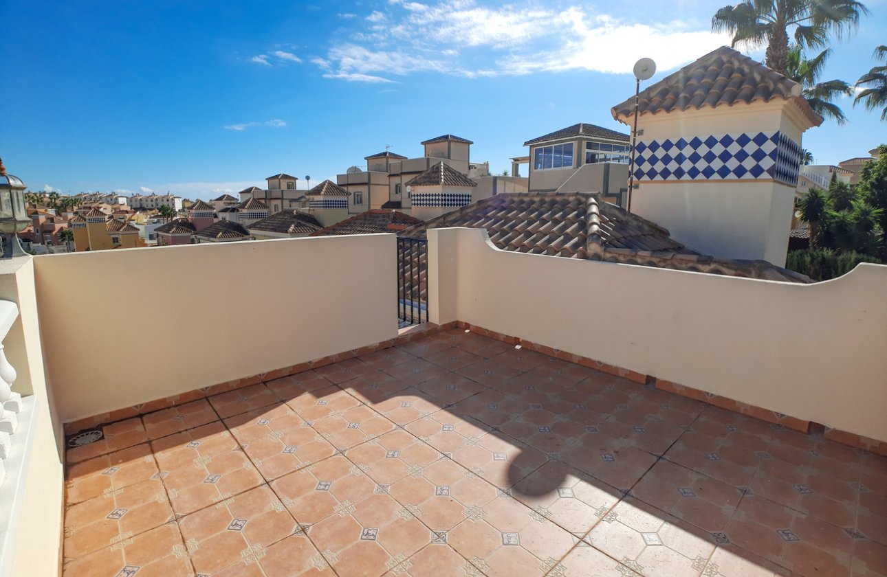 Revente - Villa -
Villamartin - Costa Blanca