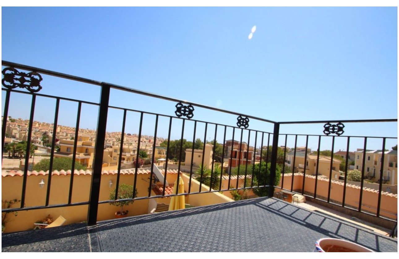 Revente - Villa -
Villamartin - Costa Blanca