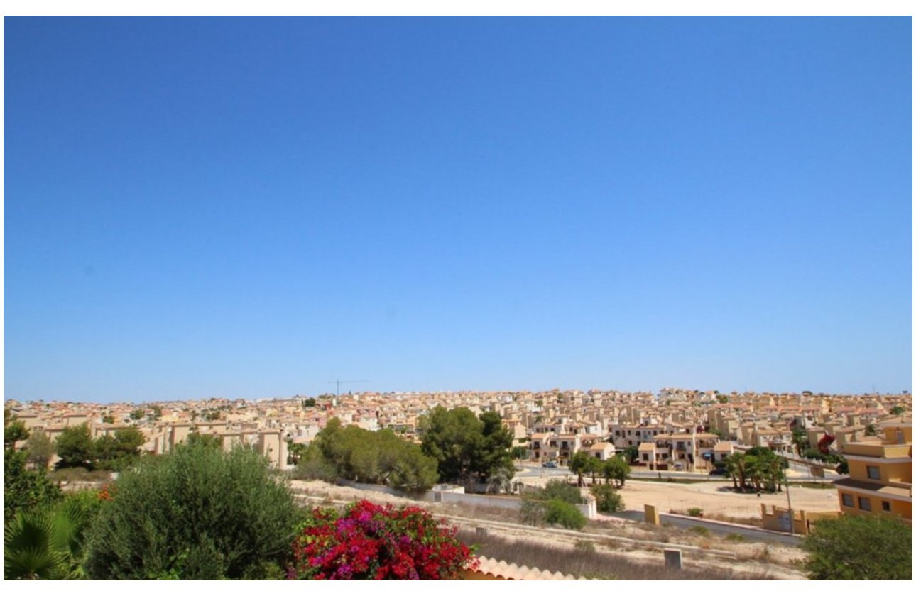 Revente - Villa -
Villamartin - Costa Blanca