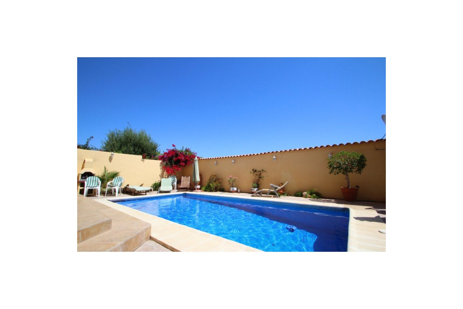 Revente - Villa -
Villamartin - Costa Blanca