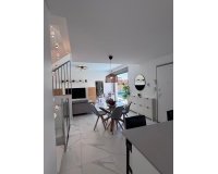 Revente - Villa -
Villamartin - Costa Blanca