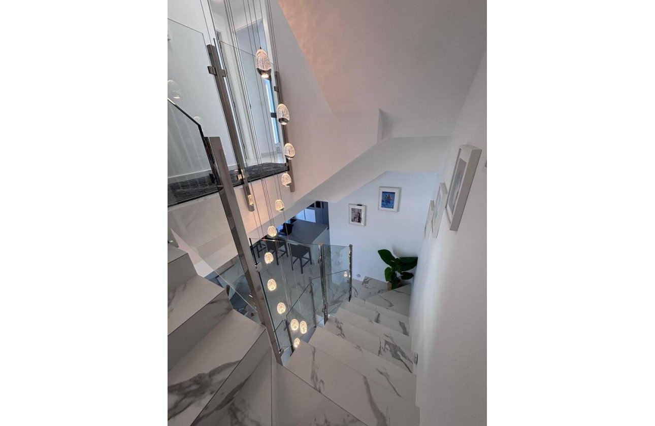 Revente - Villa -
Villamartin - Costa Blanca