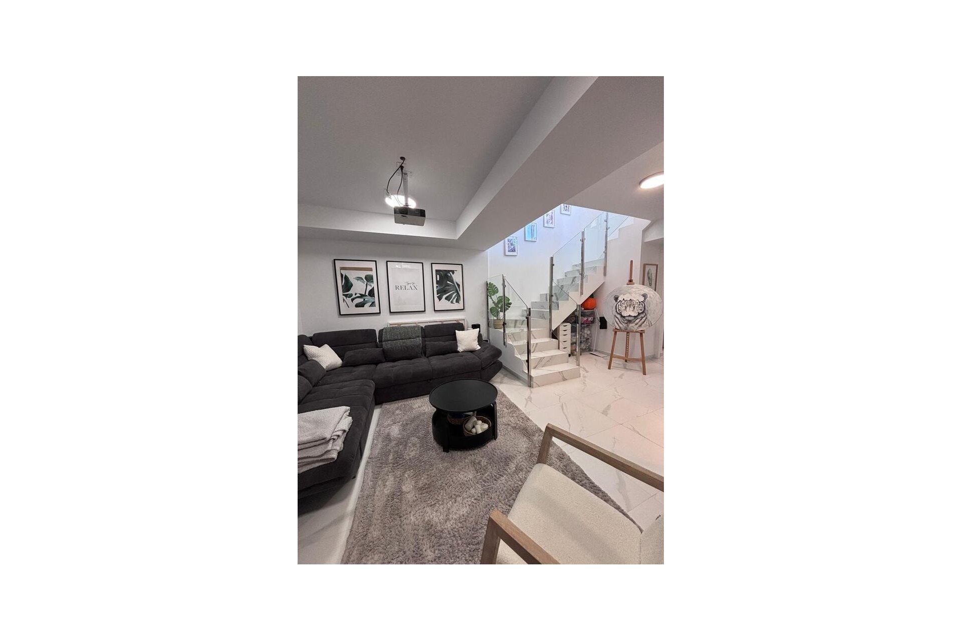 Revente - Villa -
Villamartin - Costa Blanca