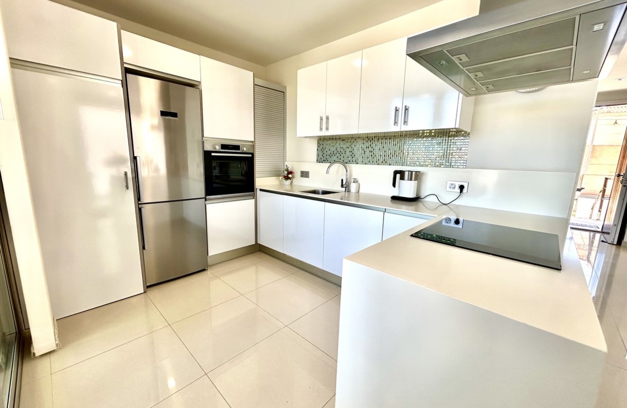 Revente - Villa -
Villamartin - Costa Blanca