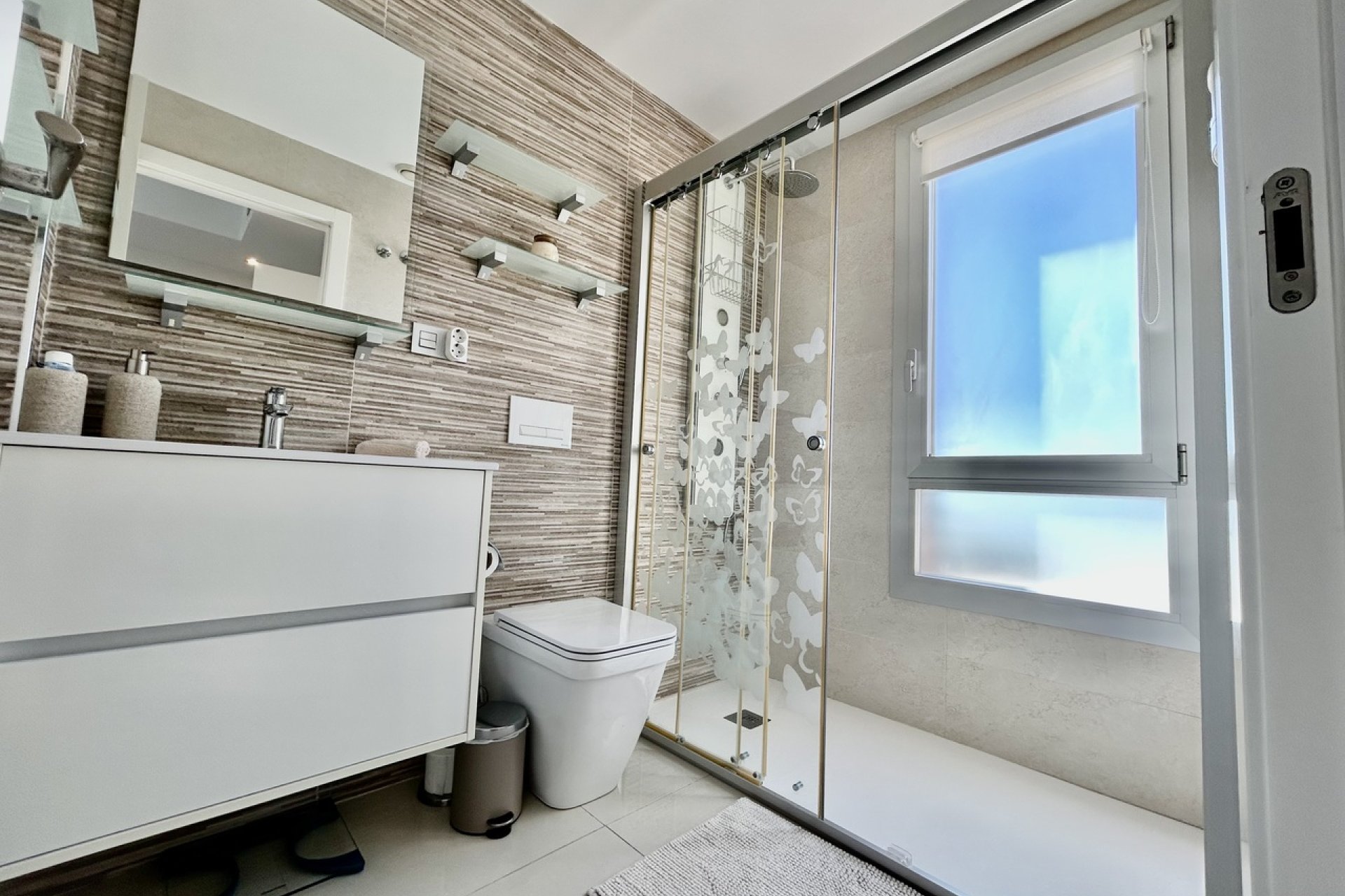 Revente - Villa -
Villamartin - Costa Blanca