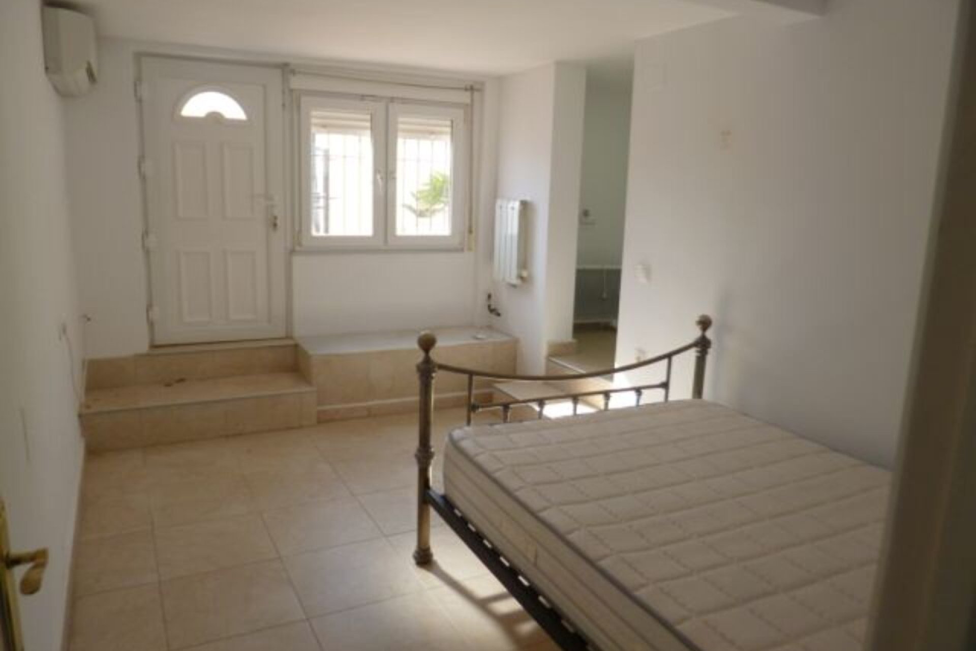 Revente - Villa -
Villamartin - Costa Blanca