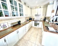 Revente - Villa -
Villamartin - Costa Blanca