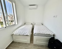 Revente - Villa -
Villamartin - Costa Blanca