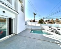 Revente - Villa -
Villamartin - Costa Blanca
