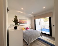 Revente - Villa -
Villamartin - Costa Blanca