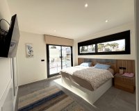 Revente - Villa -
Villamartin - Costa Blanca