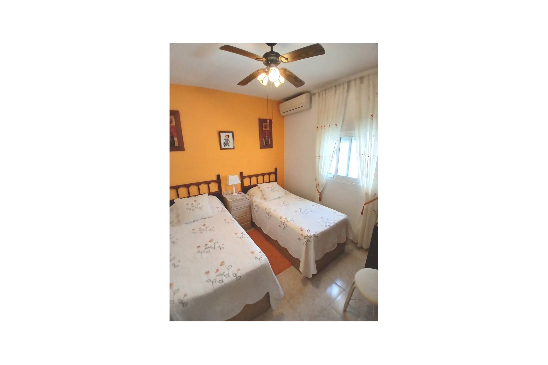 Revente - Villa -
Villamartin - Costa Blanca
