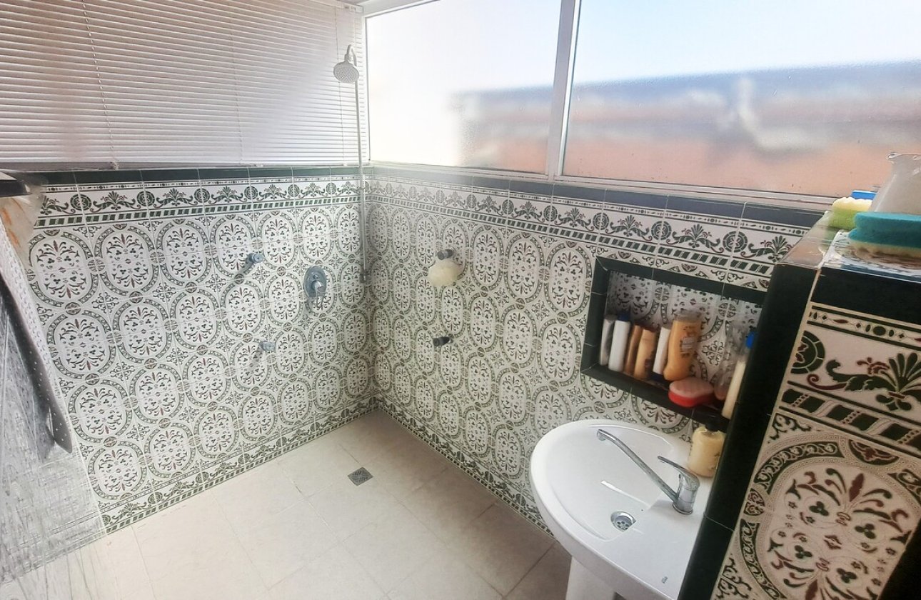 Revente - Villa -
Villamartin - Costa Blanca