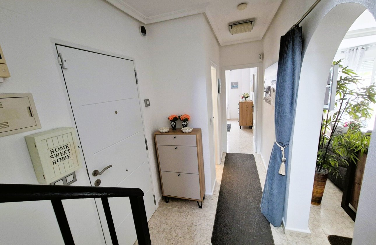 Revente - Villa -
Villamartin - Costa Blanca