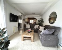 Revente - Villa -
Villamartin - Costa Blanca
