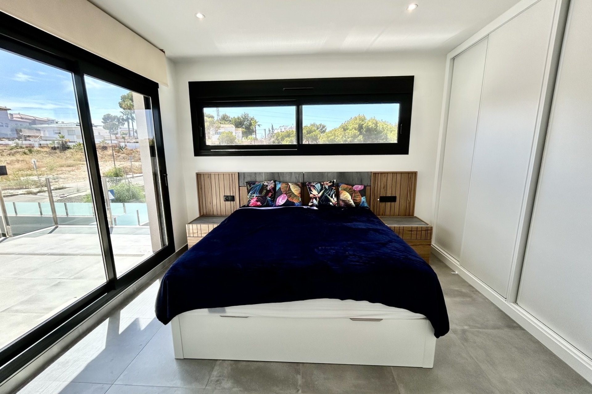 Revente - Villa -
Villamartin - Costa Blanca