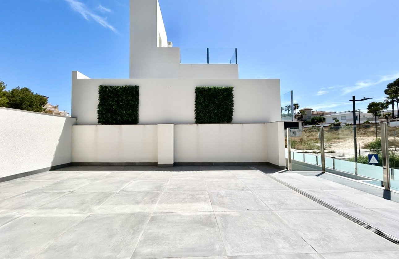 Revente - Villa -
Villamartin - Costa Blanca