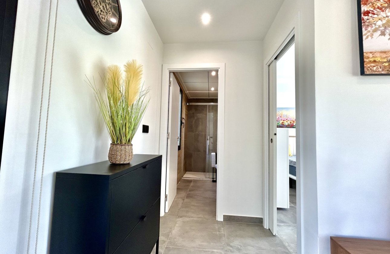 Revente - Villa -
Villamartin - Costa Blanca
