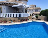 Revente - Villa -
Villamartin - Costa Blanca