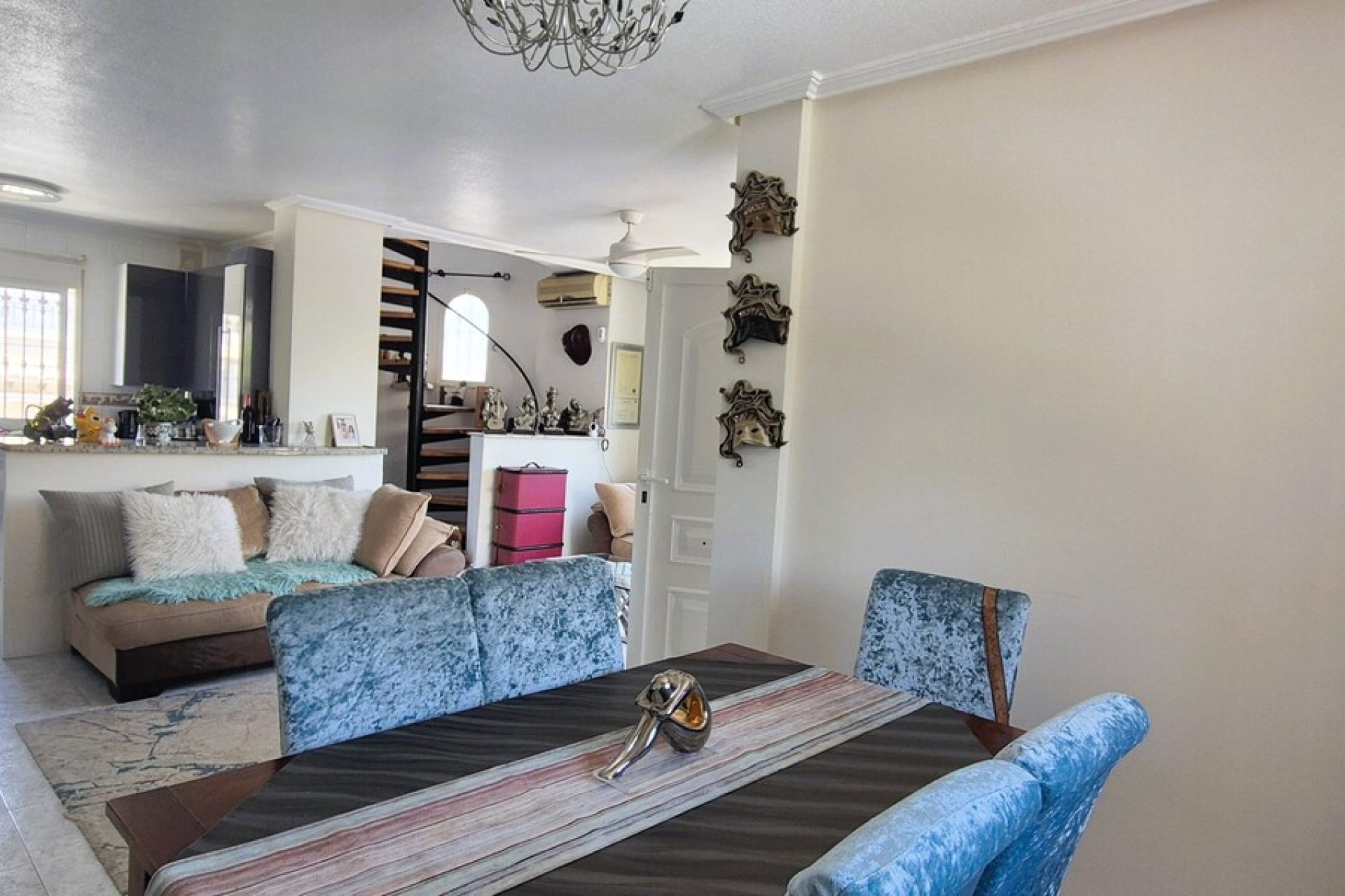 Revente - Villa -
Villamartin - Costa Blanca