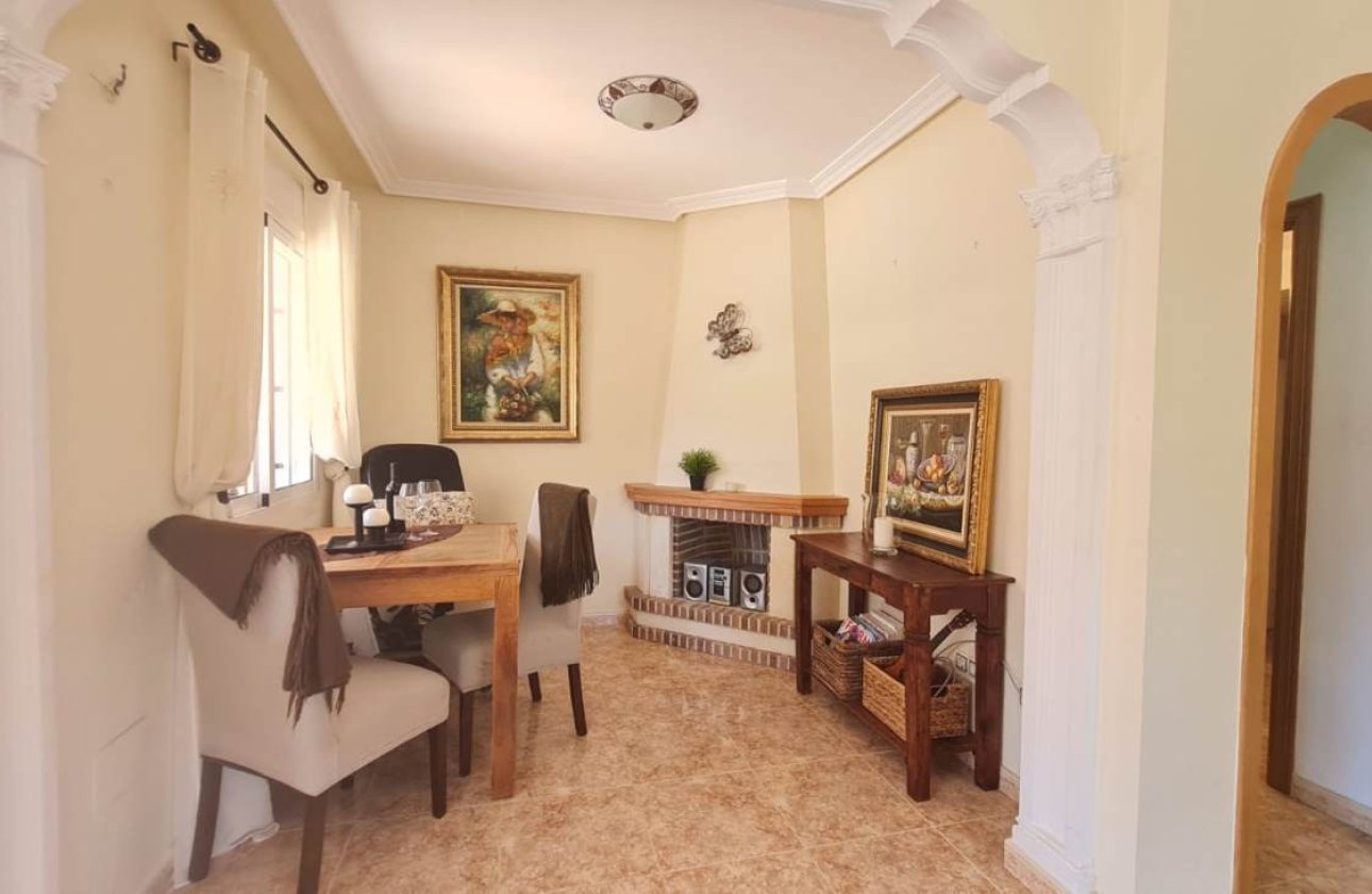 Revente - Villa -
Villamartin - Costa Blanca