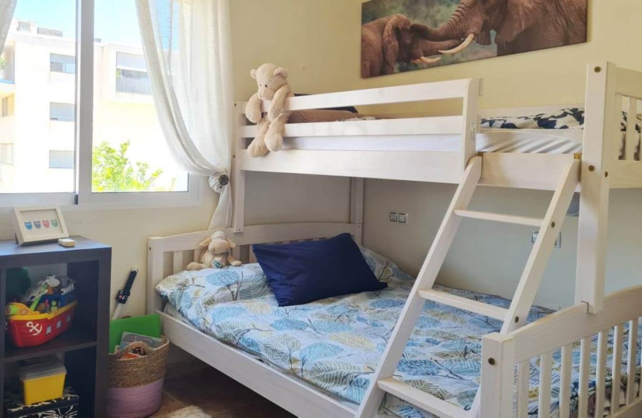 Revente - Villa -
Villamartin - Costa Blanca