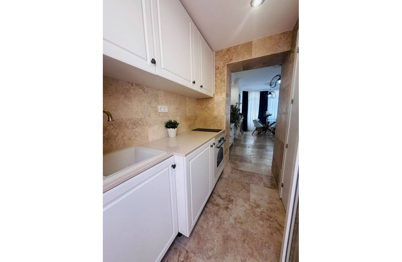 Revente - Villa -
Villamartin - Costa Blanca