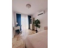Revente - Villa -
Villamartin - Costa Blanca