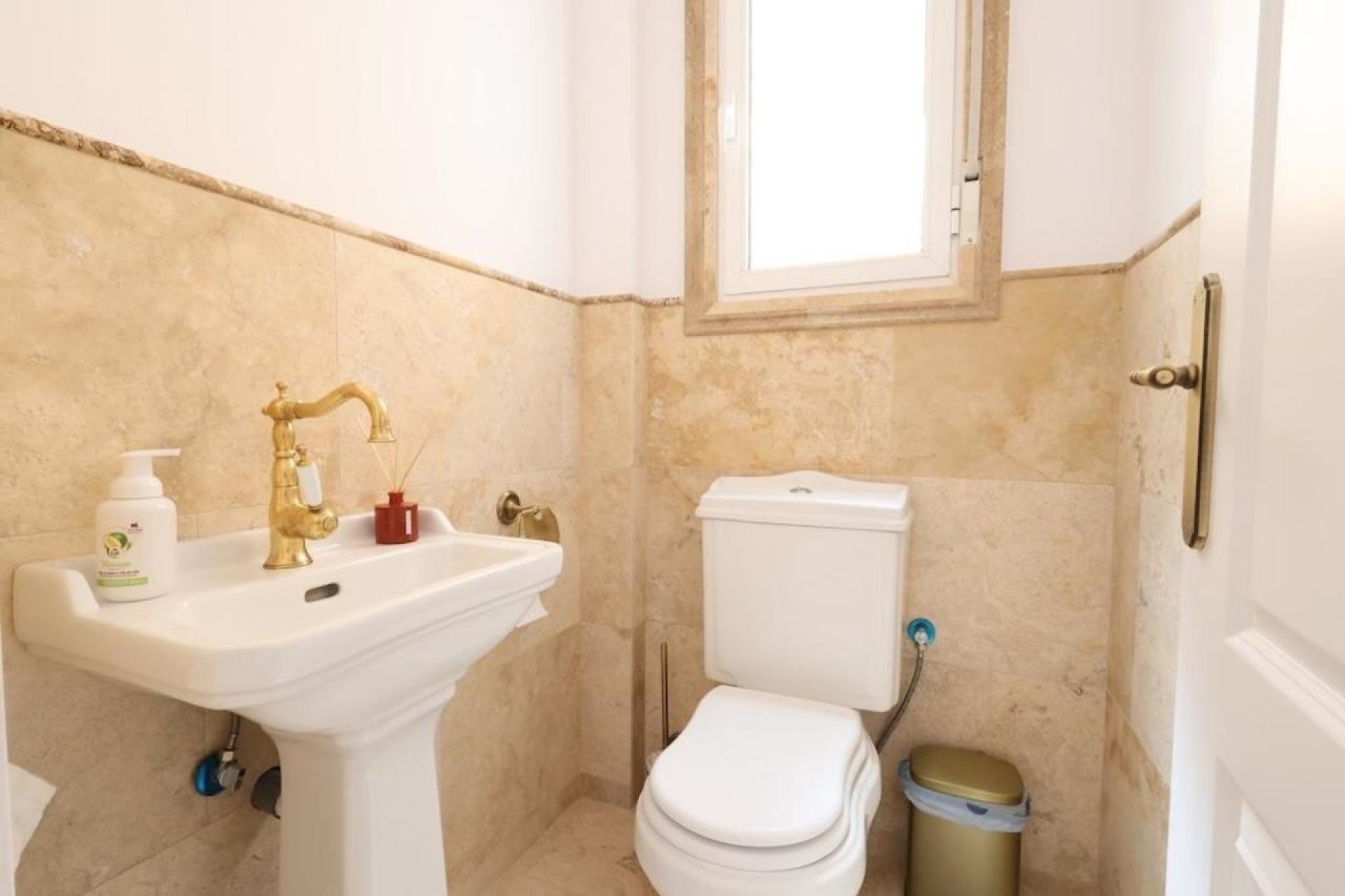 Revente - Villa -
Villamartin - Costa Blanca