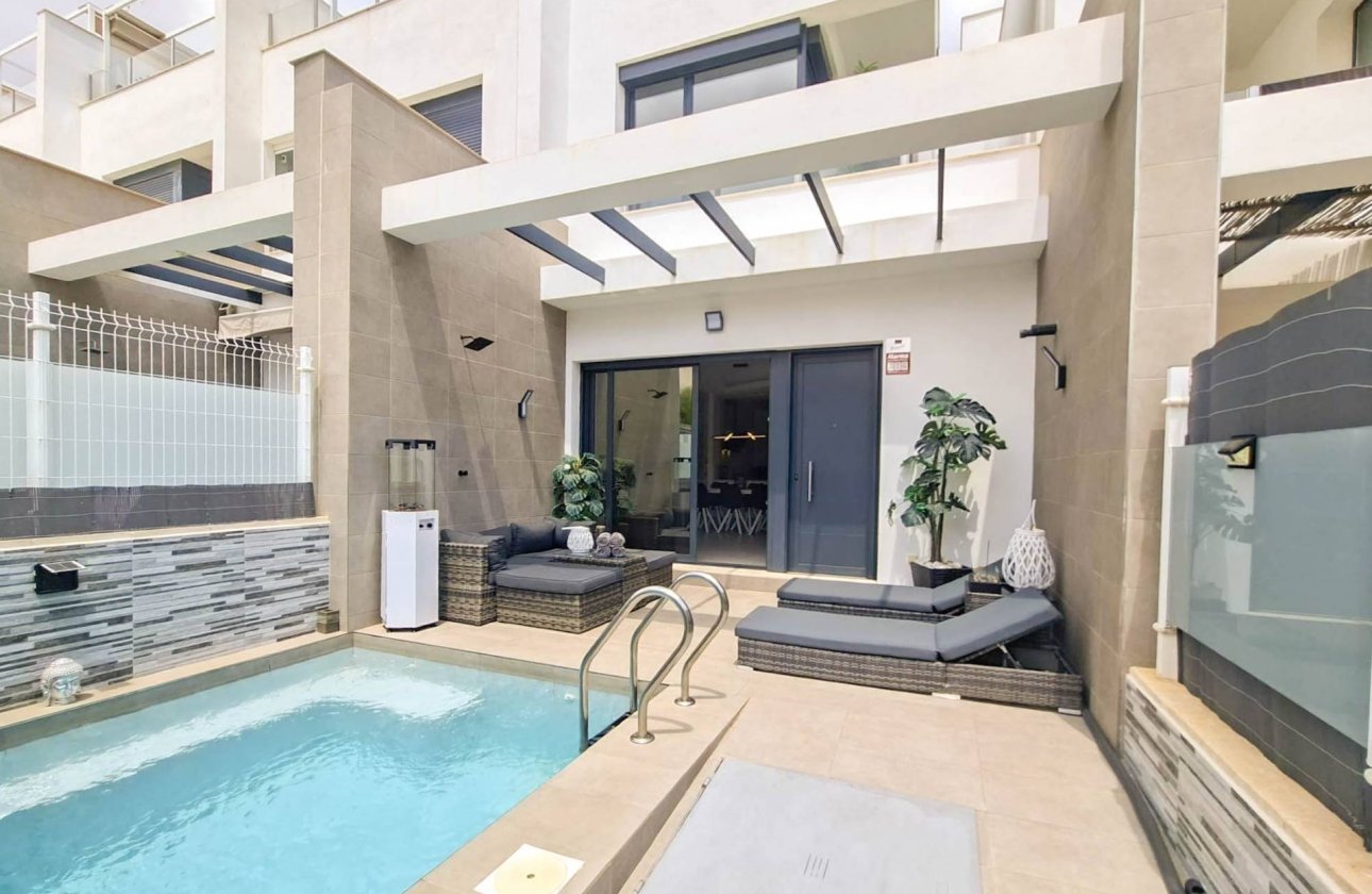 Revente - Villa -
Villamartin - Costa Blanca