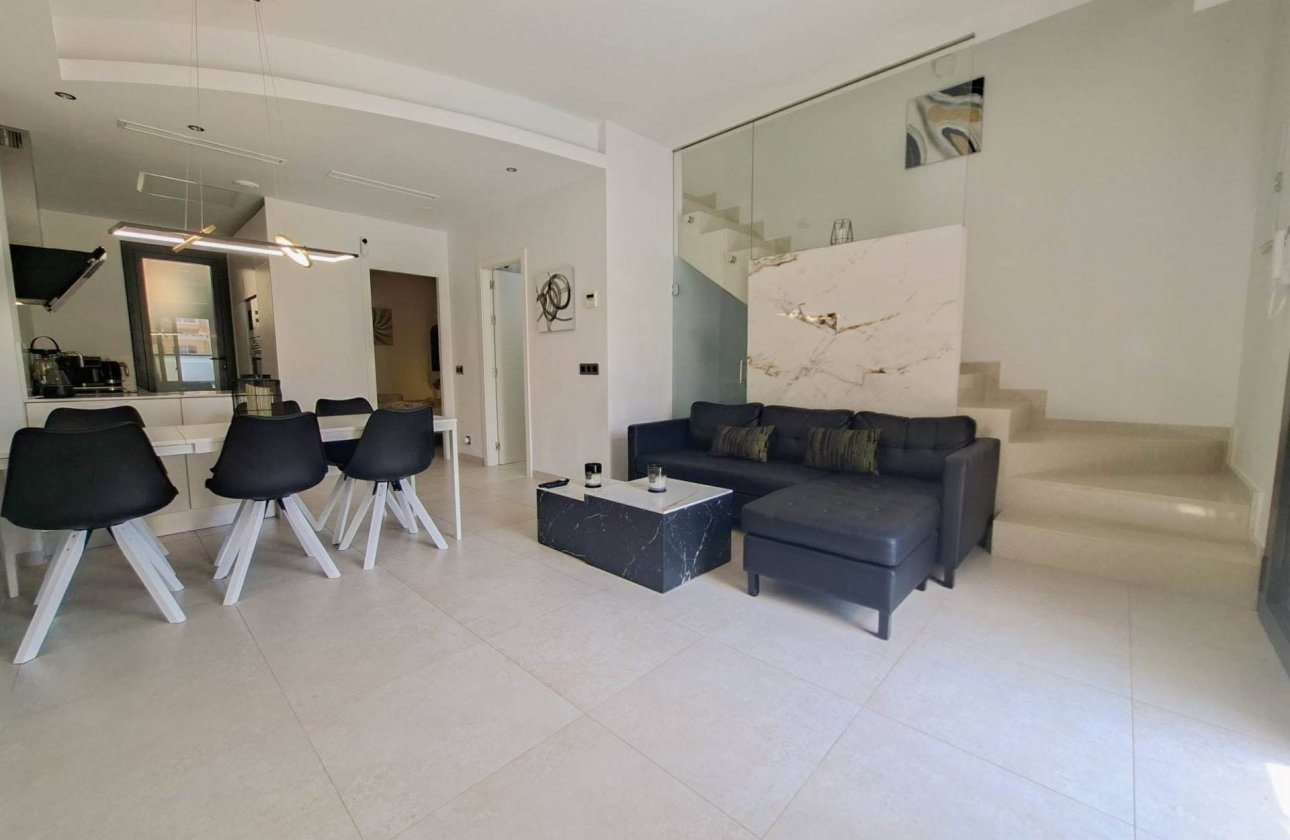Revente - Villa -
Villamartin - Costa Blanca