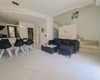 Revente - Villa -
Villamartin - Costa Blanca