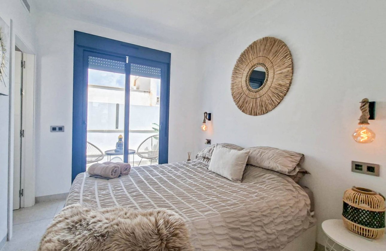Revente - Villa -
Villamartin - Costa Blanca