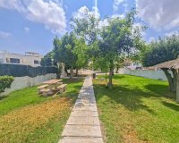 Revente - Villa -
Villamartin - Costa Blanca