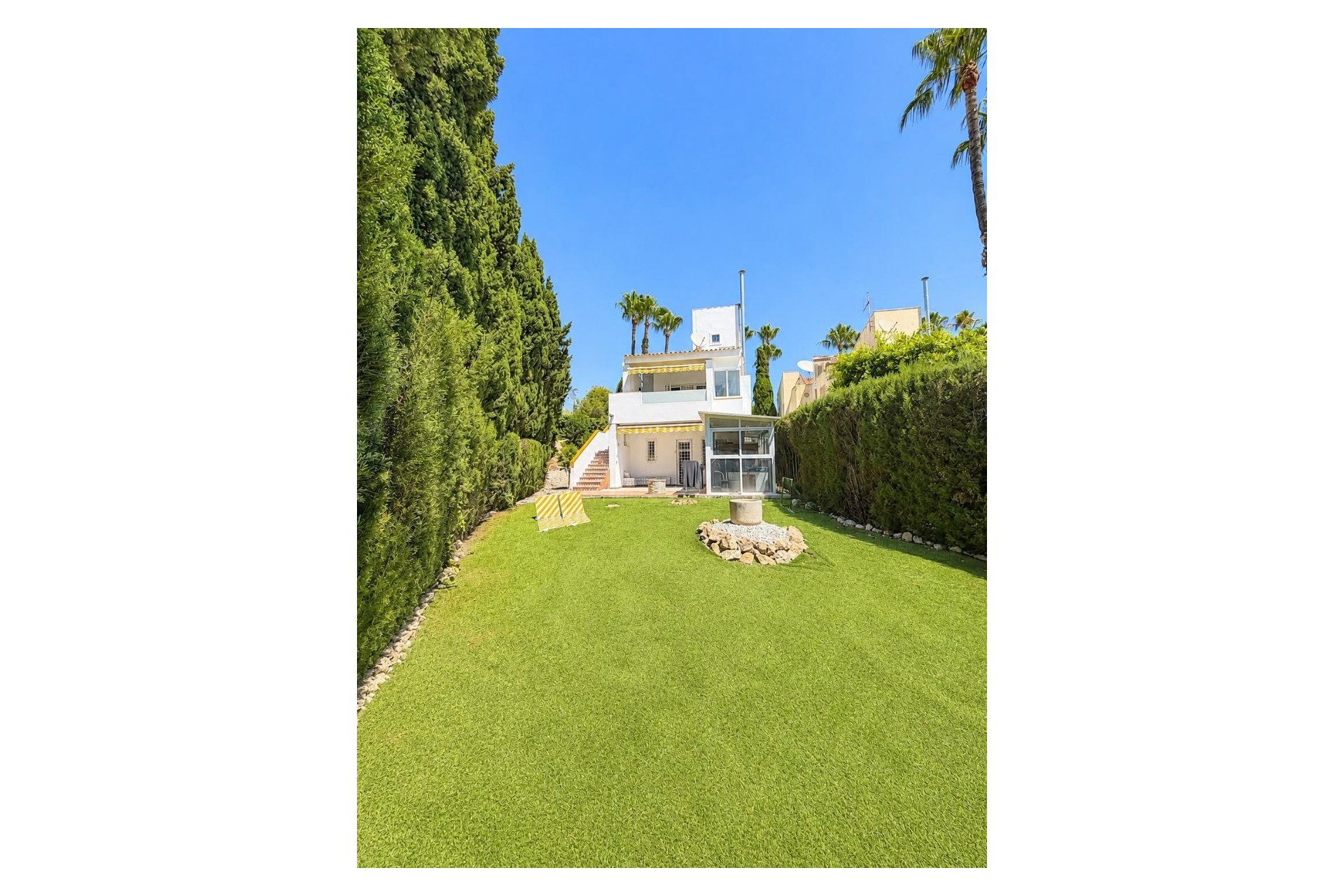 Revente - Villa -
Villamartin - Costa Blanca