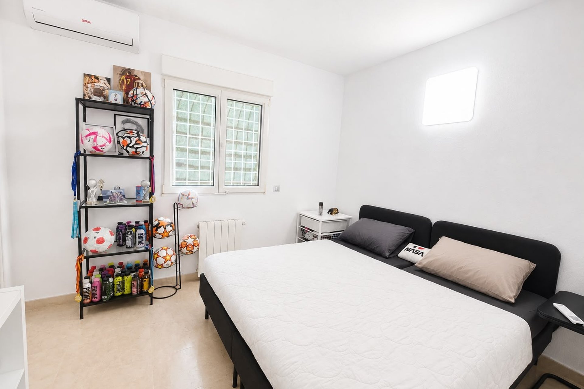 Revente - Villa -
Villamartin - Costa Blanca